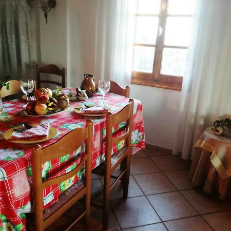 Villa Amfithea Moni Evaggelistrias Esterno foto