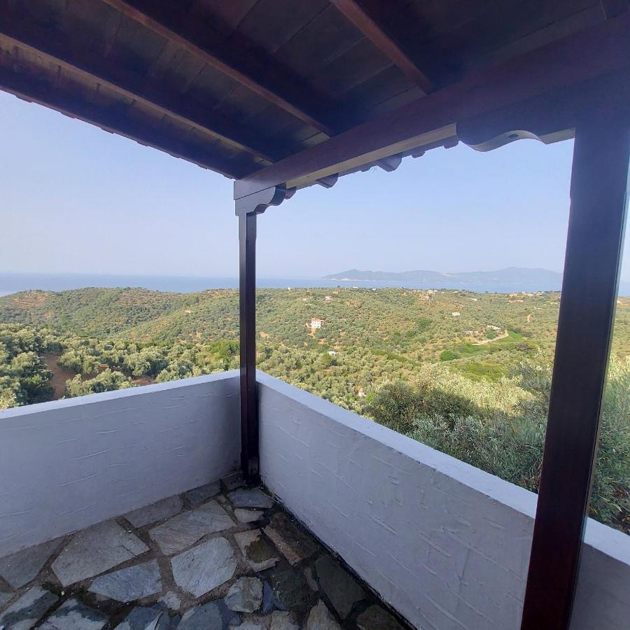 Villa Amfithea Moni Evaggelistrias Esterno foto